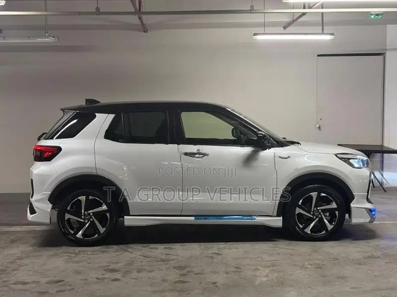 Daihatsu Rocky Premium G- Hybrid 2026