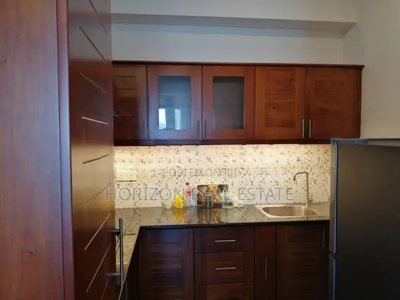 Two bedroom Unfurnished apartment for rent in oval view Colombo 8