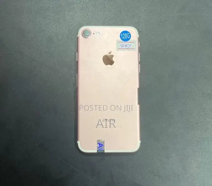 Apple iPhone 7 128GB (Used)