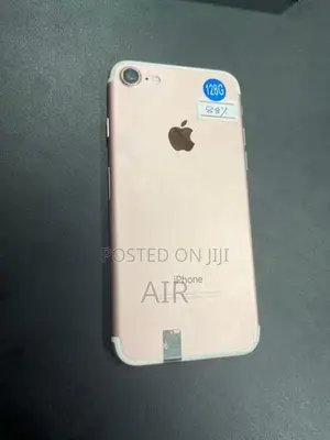 Apple iPhone 7 128GB (Used)
