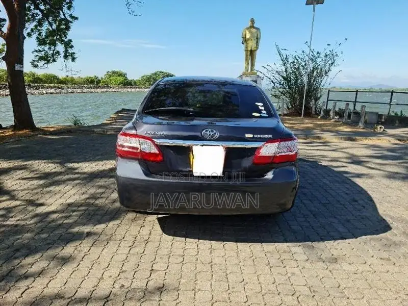 Toyota Premio 2014