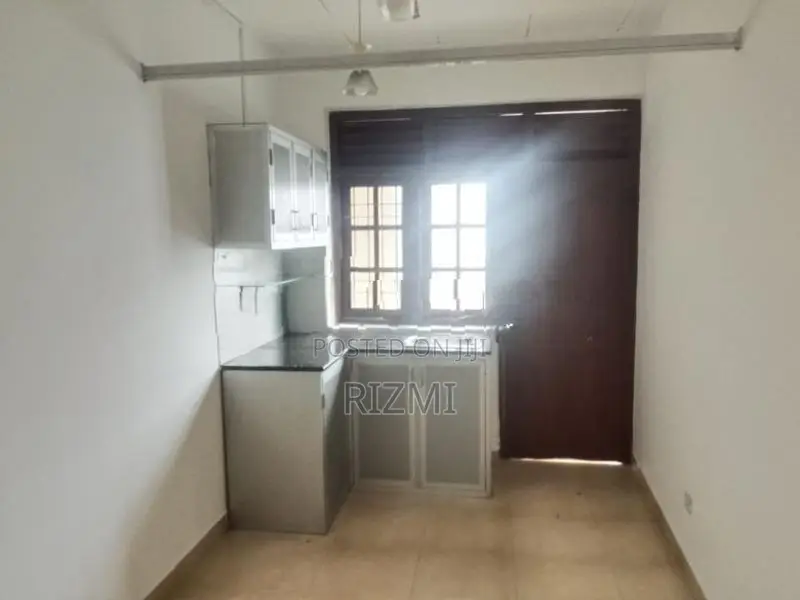 second floor 2BR house for rent in kalubowila near grand masjidh