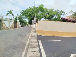 බොකුන්දර හන්දියට ආසන්නව බිම් කොටස් විකිණීමට