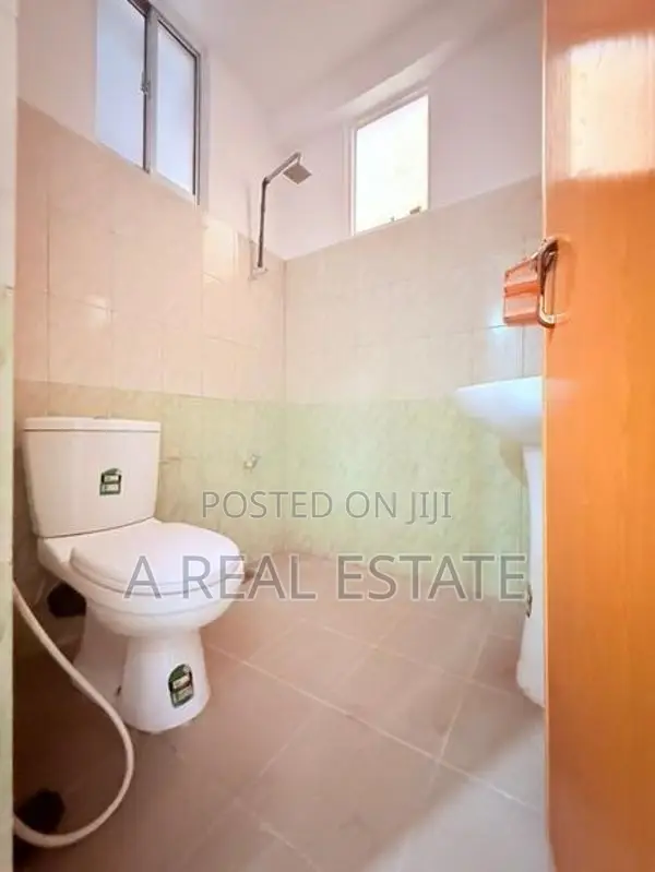 Ground Floor 2 Bedroom House Available For Rent In Dehiwala