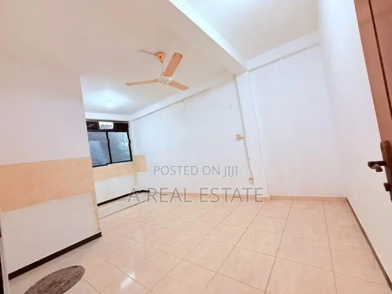 2nd Floor 2 Bedroom House For Rent In Anderson Road Dehiwala