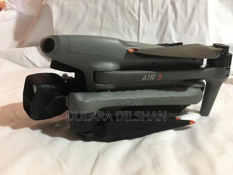 DJI Air 3 Fly More Combo + RC 2
