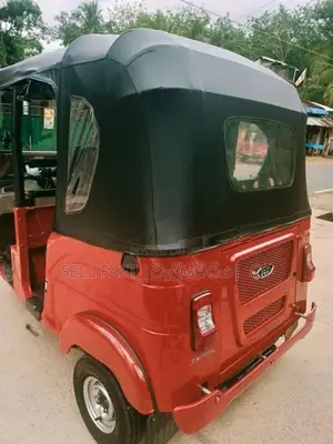 Bajaj RE 4Stroke Three wheel 2025