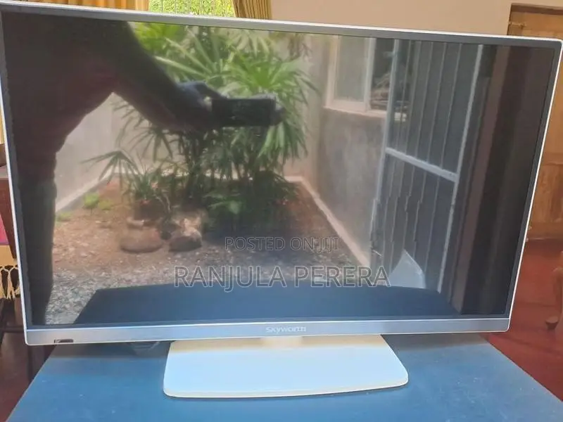 Skyworth 32 Inch HD TV
