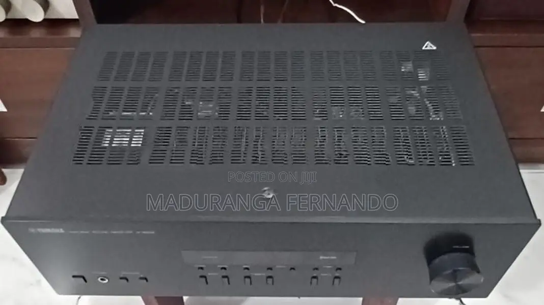YAMAHA Amplifier R-S202