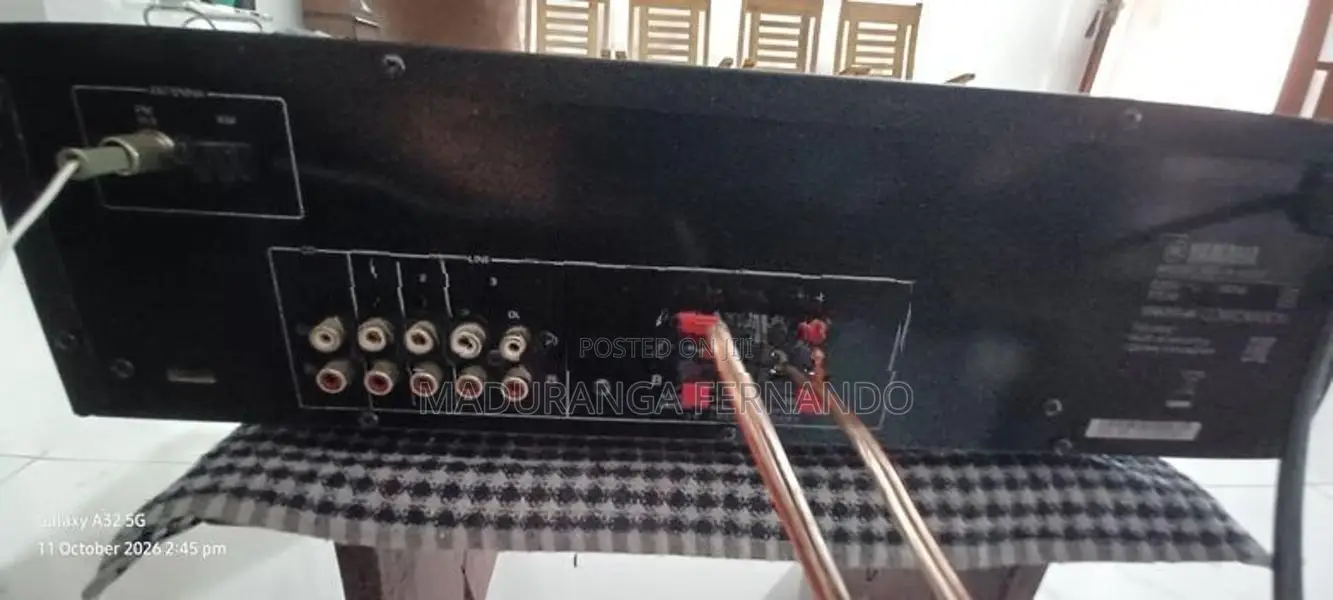 YAMAHA Amplifier R-S202