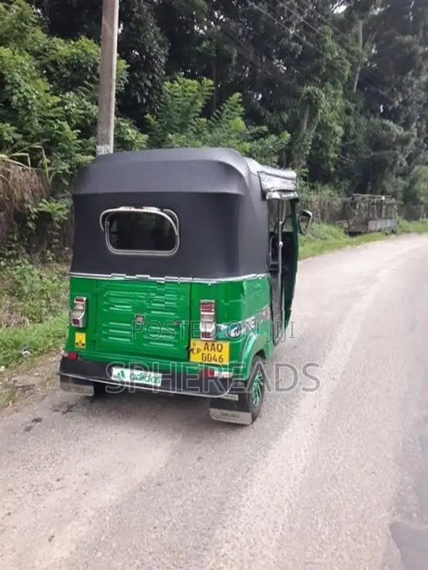 Bajaj RE 4 Stroke 2014