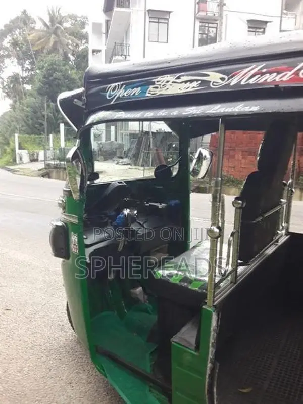 Bajaj RE 4 Stroke 2014