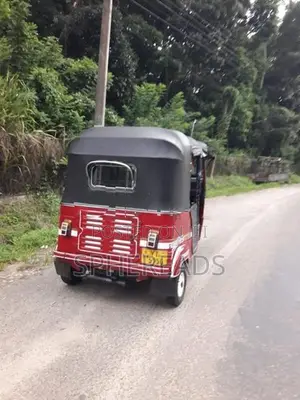Bajaj RE 4 Stroke 2011