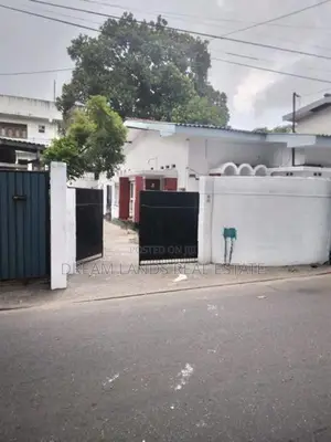 Upper floor for rent kirulapone
