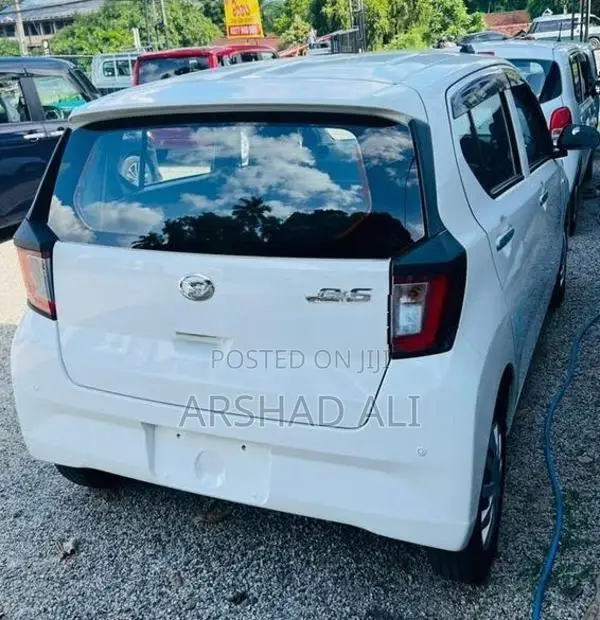 Daihatsu Mira ES alto 2023
