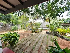 House with Spacious Garden for Sale in Kaduwela