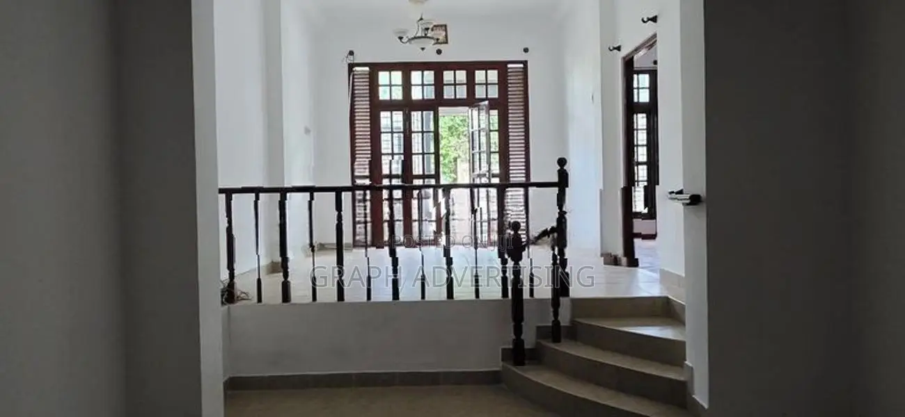 Two-Story 5BR House for Sale - Maharagama [1995]