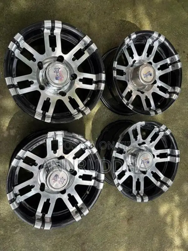 15” Alloy Wheels