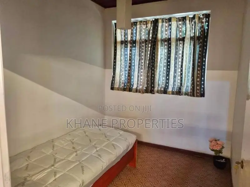 Beautifully Furnished 3 Bedroom Upstairs House for Rent | Nawala