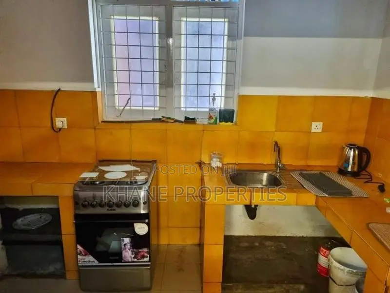 Beautifully Furnished 3 Bedroom Upstairs House for Rent | Nawala