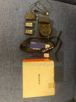 Sony ZV-E10 Mirrorless Camera