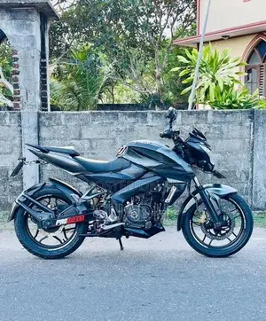 Bajaj Pulsar NS200 2018