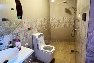 Four Story House for Sale in Colombo 09