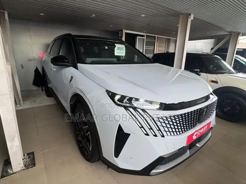 Peugeot 5008 Fully Loaded 2025