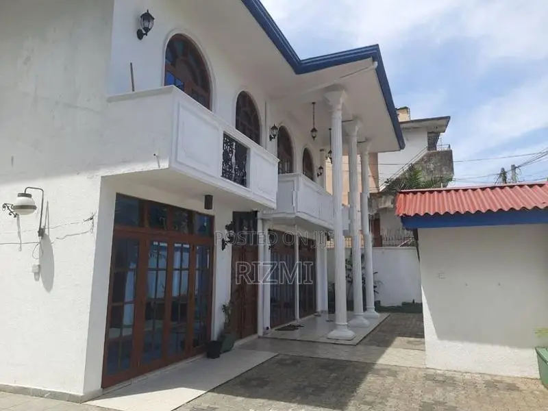 7 room 4500sq office building for rent in dehiwala malwatta road