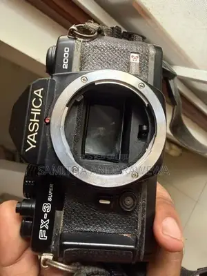 Yashica FX 3 Super 2000