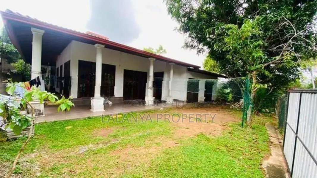 19 Perch Land With House For Sale In Malabe SLLL - A1