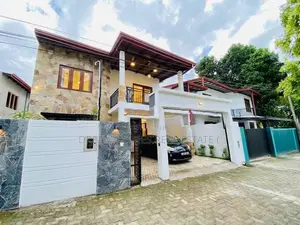 Beautiful House For Sale Near Thalawathugoda