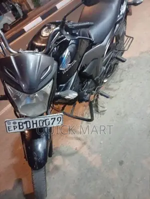 Honda CB Trigger 2014