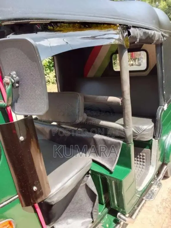 Bajaj 2 Stroke 2000 Three Wheel (Used)