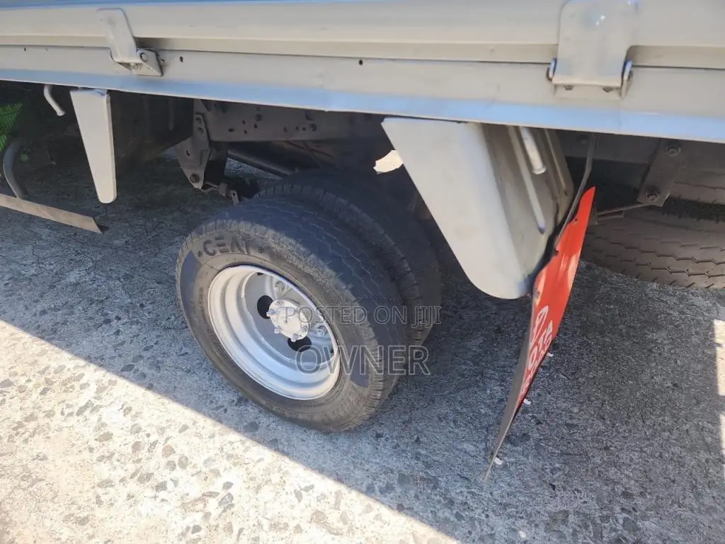 Toyota Dyna 2009 Lorry (Used)