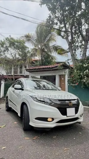 Honda Vezel 2014 SUV (Used)