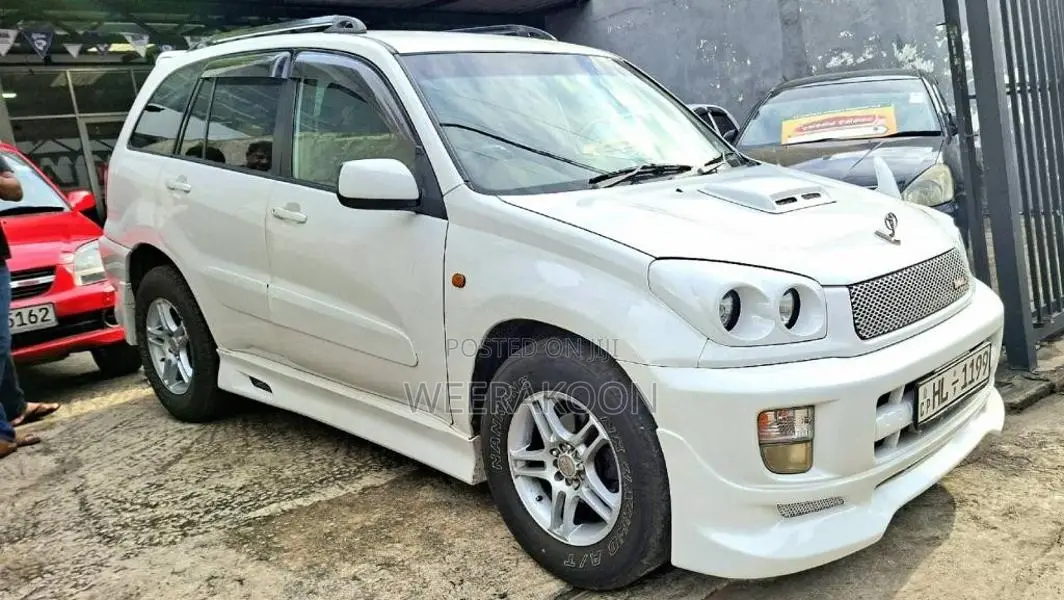 Toyota RAV4 J 2000 SUV (Used)
