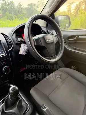 Toyota Hilux 2018 Pickup (Used)