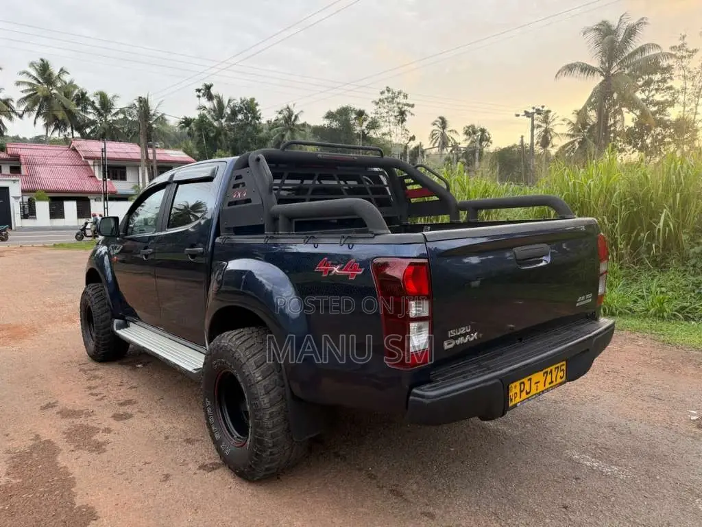 Toyota Hilux 2018 Pickup (Used)