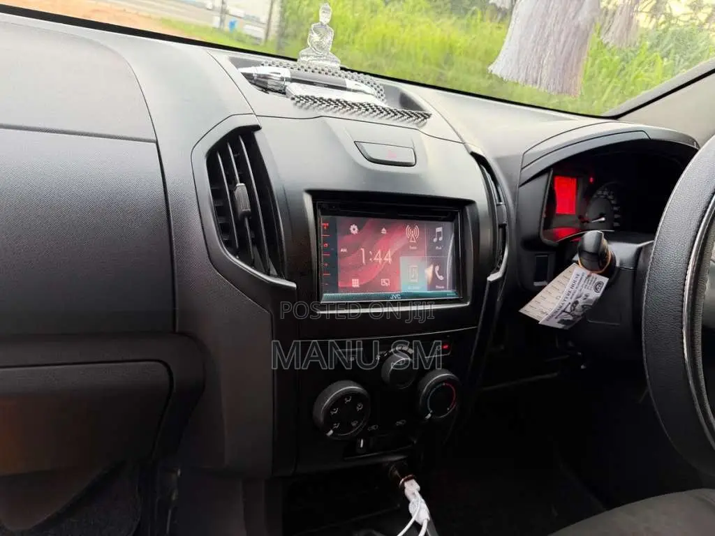 Toyota Hilux 2018 Pickup (Used)