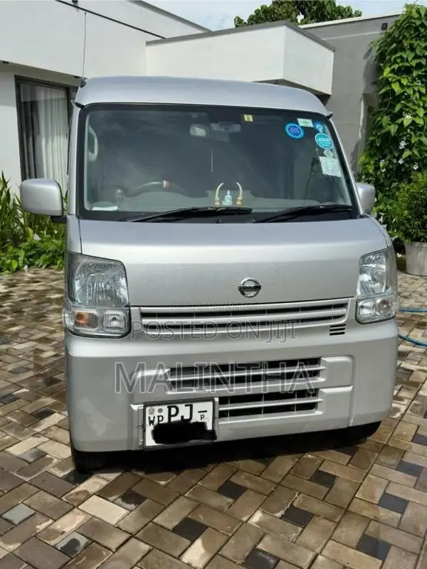Nissan Clipper 2016 Van (Used)