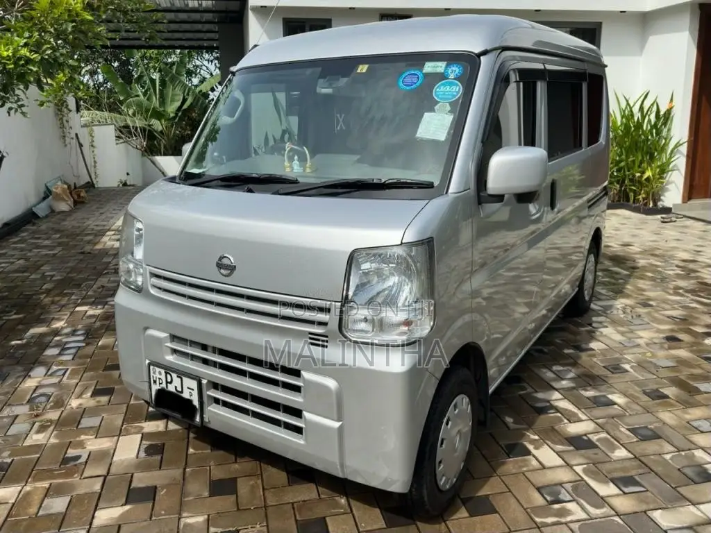 Nissan Clipper 2016 Van (Used)