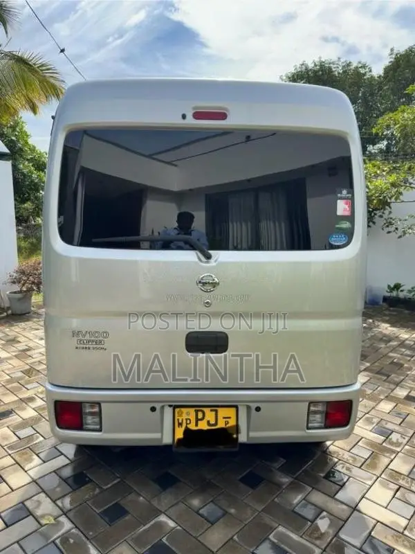 Nissan Clipper 2016 Van (Used)