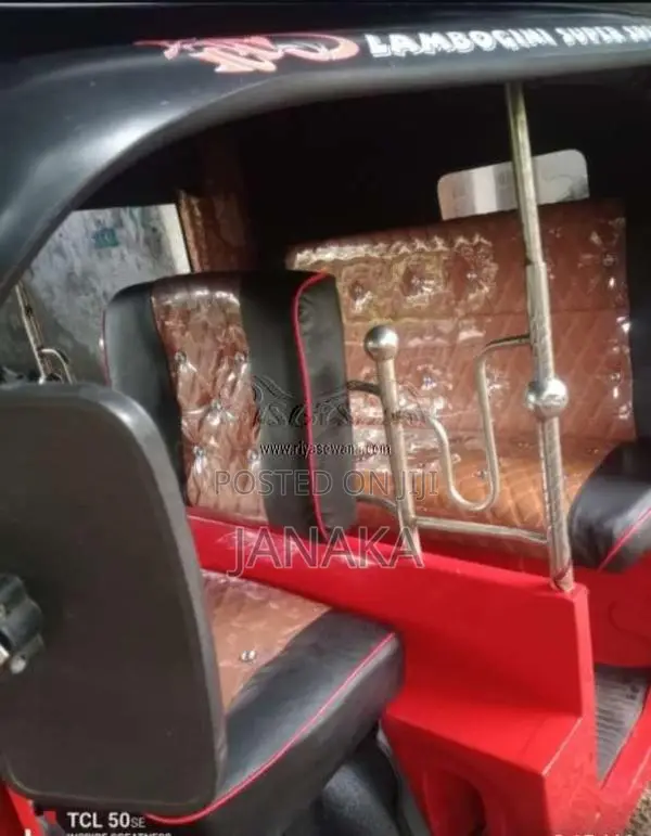 Bajaj 4 Stroke 2013 Three Wheel (Used)