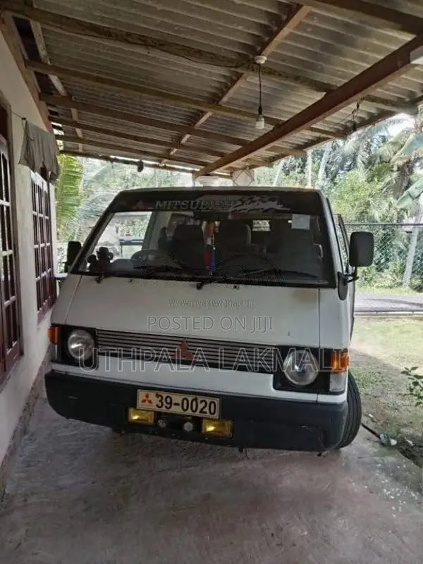 Mitsubishi L300 1981 Van (Used)