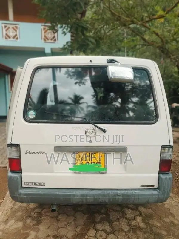 Mazda Bongo 1999 Van (Used)