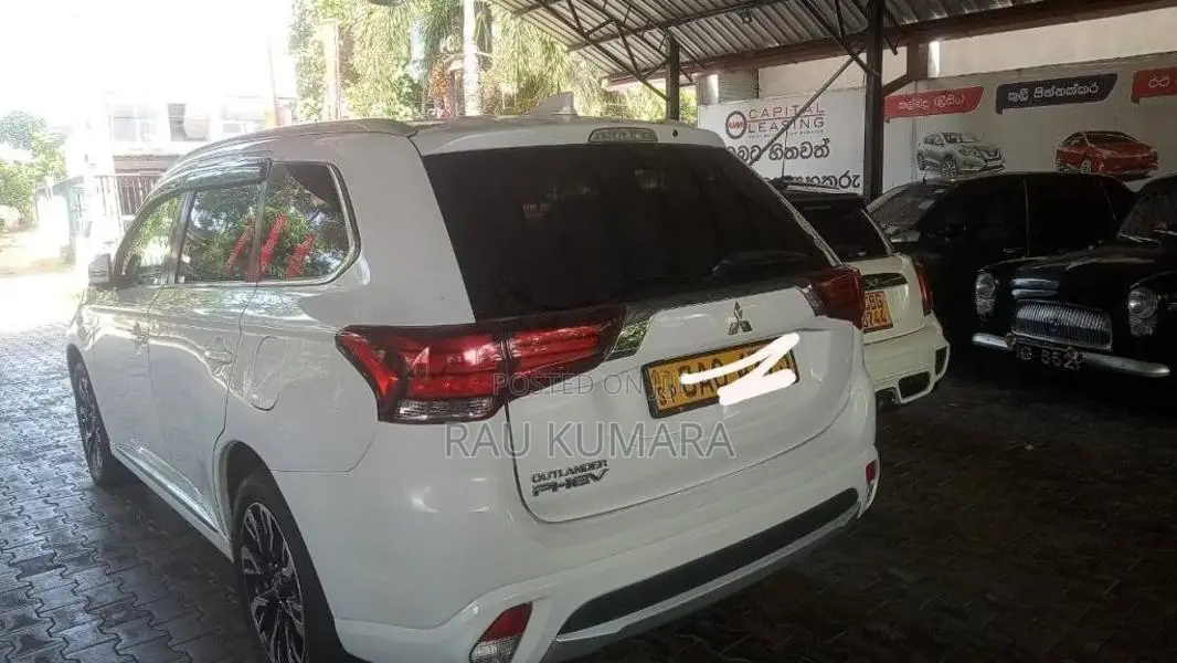 Mitsubishi Outlander 2015 SUV (Used)