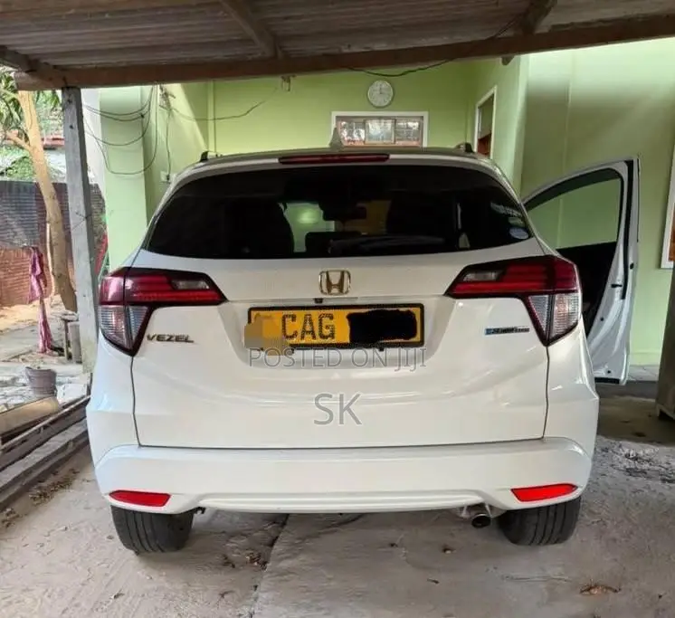 Honda Vezel Orange 2015 SUV (Used)