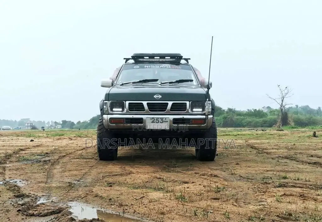 Nissan D21 1995 Pickup (Used)
