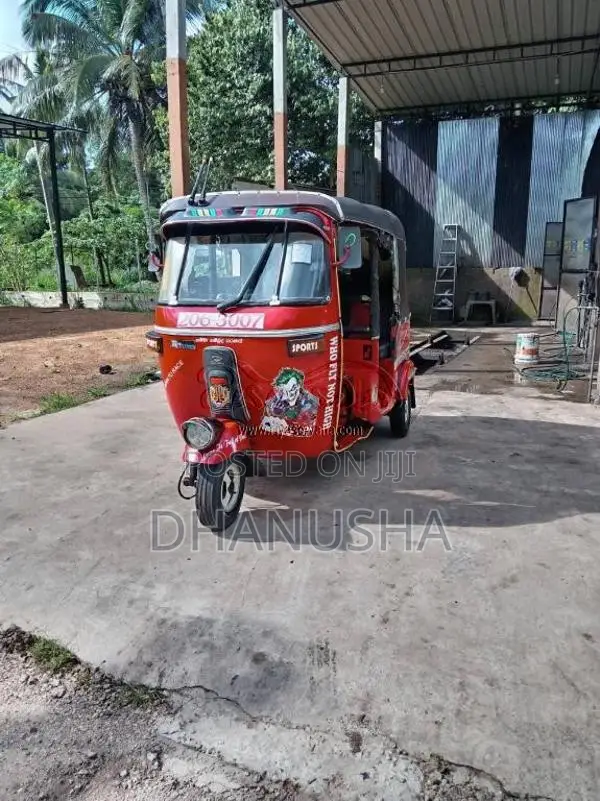 Bajaj 2 Stroke 1999 Three Wheel (Used)